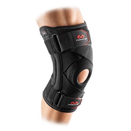McDavid 425 Knee Support With Stays And Cross Straps Ortéza na koleno