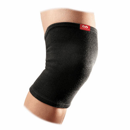 McDavid 510 Knee Sleeve / Elastic Bandage on the knee