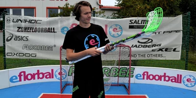 5 Unihockeyschläger, die in der Schule nicht fehlen dürfen!