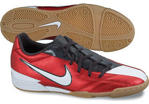 Sálová obuv Nike T90 EXACTO IV IC