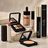 Make-Up
