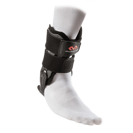 McDavid 197 ANKLE SUPPORT W/M-WRAP SYSTEM Knöchelorthese