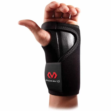 McDavid 454 Wrist Brace / Adjustable Black Carpal tunnel wrist brace