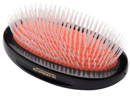 Mason Pearson Military Universal Nylon Hairbrush NU2M kefa s nylonovými štetinami na husté a krátke vlasy