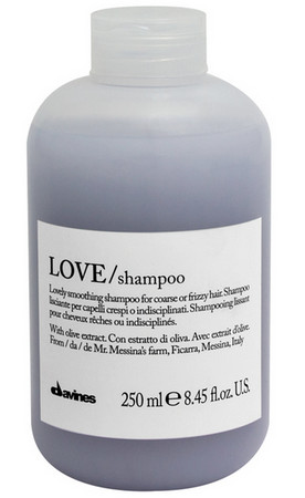 Davines Essential Haircare Love Shampoo šampón pre hladký vzhľad