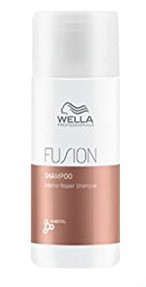 Wella Professionals Fusion Intense Repair Shampoo Leichtes Shampoo für geschädigtes Haar