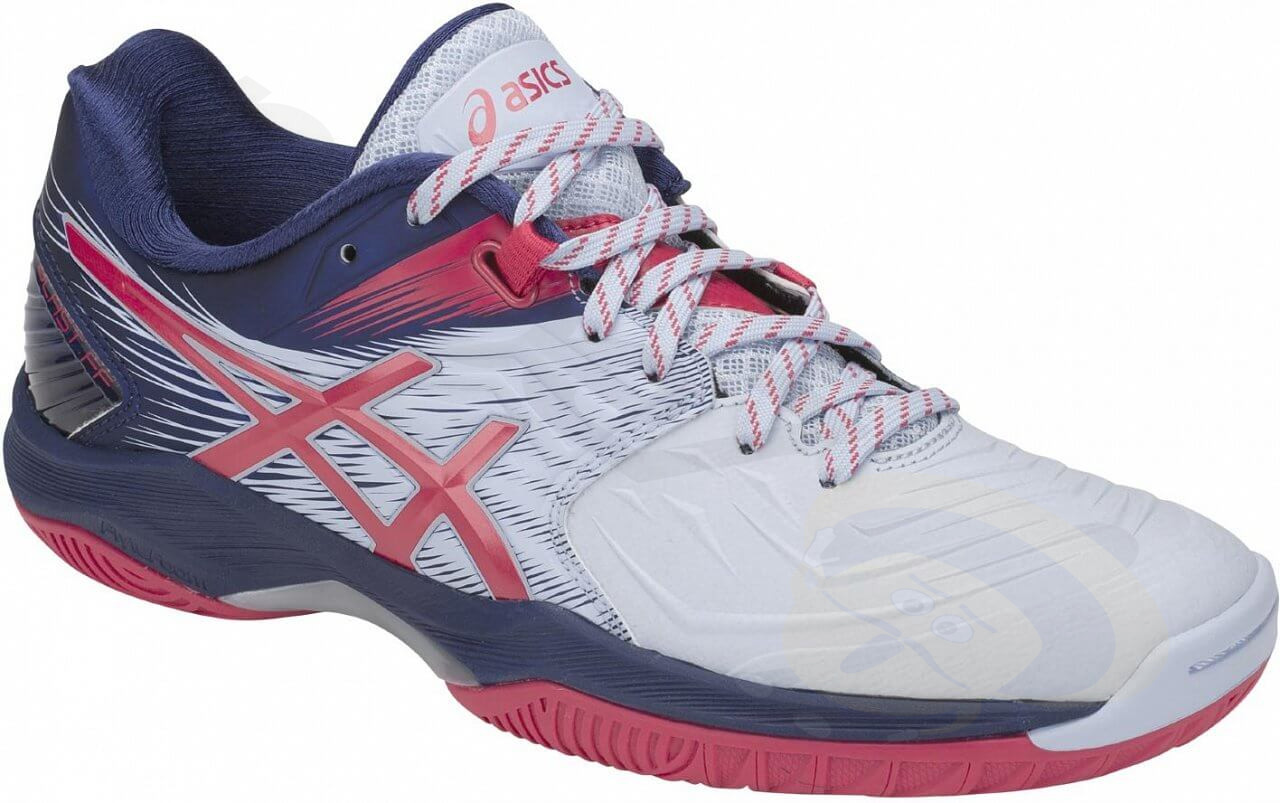 asics soccer shoes indoor