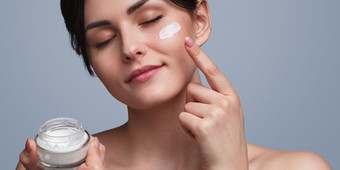 Day Cream Vs. Night Cream. What’s The Difference?