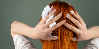 Shampoo-Inhaltsstoffe richtig lesen – und sich nicht von „Bio“-Labels täuschen lassen