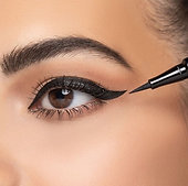 Očné linky a ceruzky