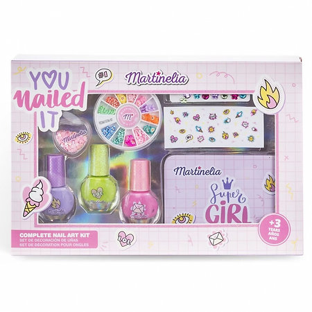 Martinelia Supergirl Complete Nail Art Kit dětská manikúra s laky a ozdobami.