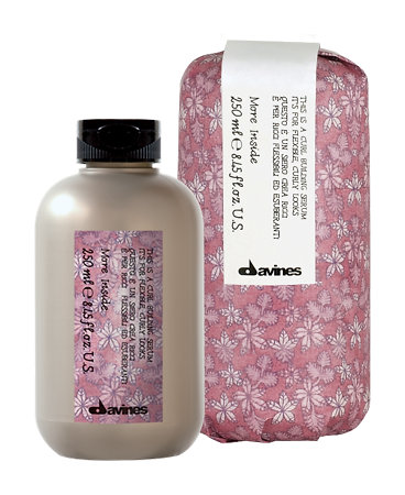 Davines More Inside Curl Building Serum Serum um Wellen zu definieren
