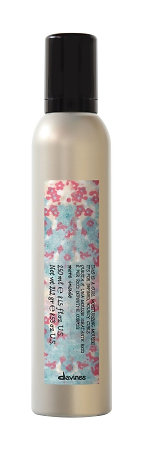 Davines More Inside This is a Curl Moisturizing Mousse tužidlo na vlasy pro kudrnaté vlasy